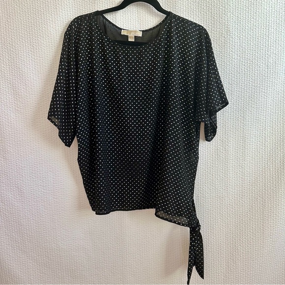 Michael Kors Women’s Black & Silver Polka Dot Short Sleeve Blouse Size: S - Picture 1 of 4